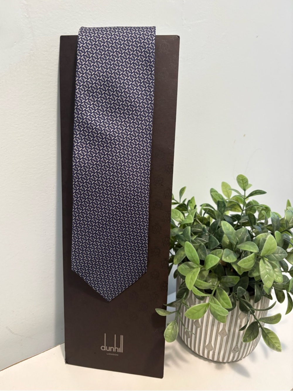 Dunhill  100% Silk Tie EUC